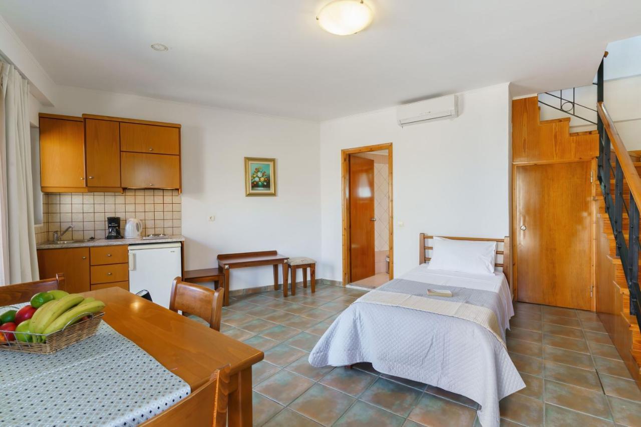 Sunrise Suites & Apartments Калівес Номер фото